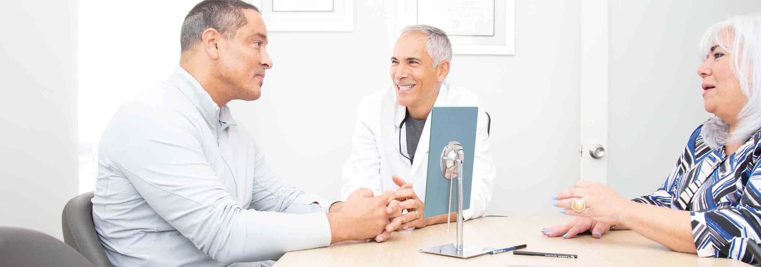 Who's Qualified to Perform a Hair Transplant Procedure - Dr. Jeffrey Epstein, MD, FACS Who's Qualified to Perform a Hair Transplant Procedure - Dr. Jeffrey Epstein, MD, FACS
